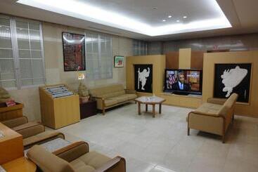 Tottori City Hotel / Vacation Stay 81358