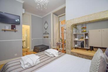 تختخواب و صبحانه B In B Lisbon Downtown Suites