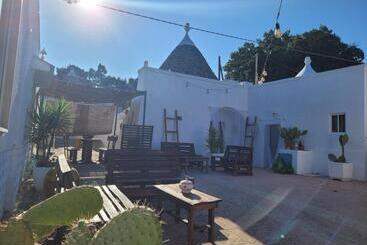 تختخواب و صبحانه Trulli La Cariola