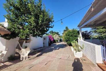 تختخواب و صبحانه Trulli La Cariola