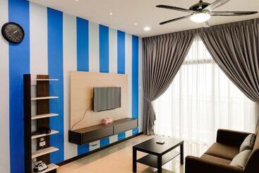 هتل Molek Regency Taman Molek