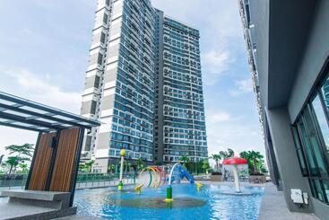 هتل Molek Regency Taman Molek