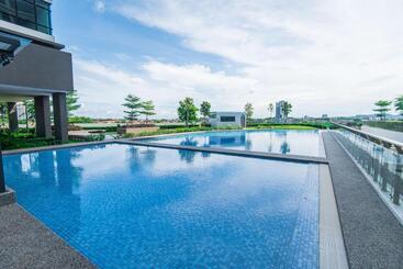 هتل Molek Regency Taman Molek