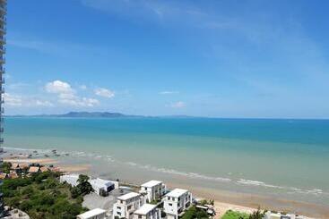 هتل Veranda Residence Pattaya By Sea