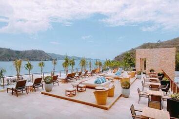 Pico De Loro Resort Condotel