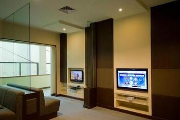 Pico De Loro Resort Condotel