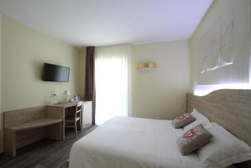 تختخواب و صبحانه Il Viottolo Rooms And Breakfast