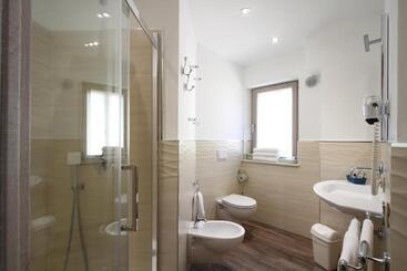 تختخواب و صبحانه Il Viottolo Rooms And Breakfast