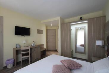 تختخواب و صبحانه Il Viottolo Rooms And Breakfast