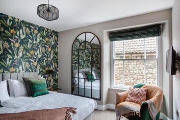 تختخواب و صبحانه The Prince Of Waterloo   Boutique Guest Rooms