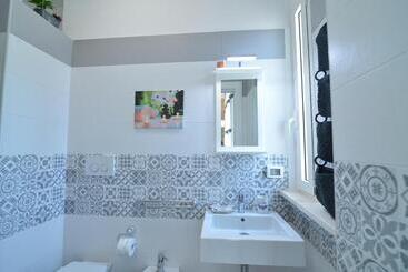 پانسیون Dimora Pascali Holiday    Rooms & Relax