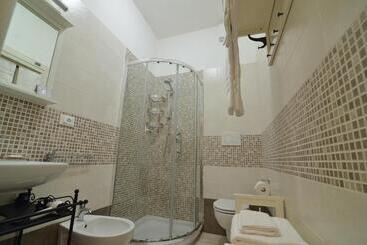 پانسیون Dimora Pascali Holiday    Rooms & Relax