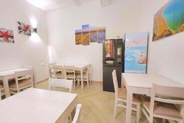 پانسیون Quartos Para Viajantes, Surfistas, Grupos, Boa Energia