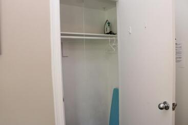 Heart Of South End, Convenient, Comfy Studio #22
