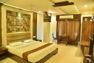 هتل Pratap Residency Hospet, Karnataka
