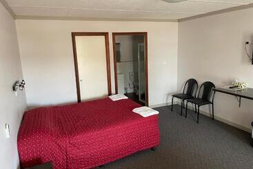Paringa Hotel Motel