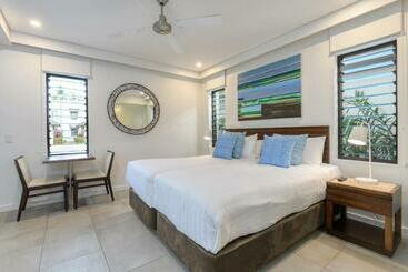 استراحتگاه Port Douglas Private Apartments In Temple