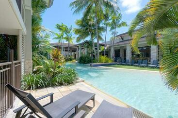 استراحتگاه Port Douglas Private Apartments In Temple