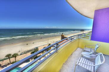 Wyndhams Ocean Walk Resort