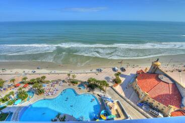 Wyndhams Ocean Walk Resort
