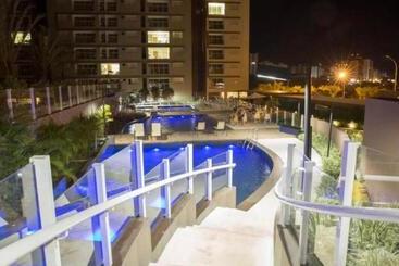 هتل Evian Thermas Residence   Caldas Novas