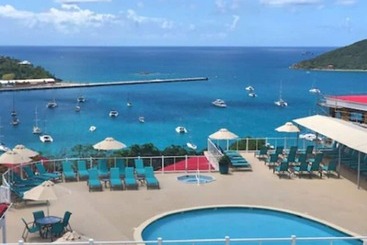 استراحتگاه Hilltop Villas At Bluebeard S Castle