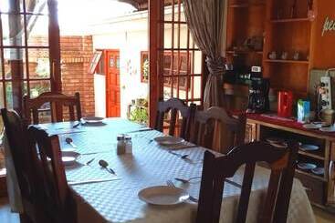 پانسیون Pumula Accommodation