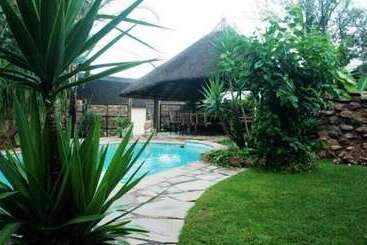 پانسیون Pumula Accommodation