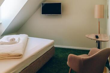 Adelheid Hotel Garni