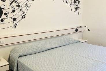 هتل Albergo Visconti