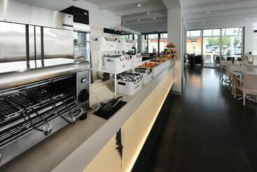 هتل Bellini Relais