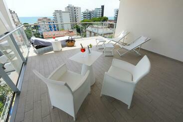 هتل Bellini Relais