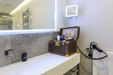 هتل Bellini Relais
