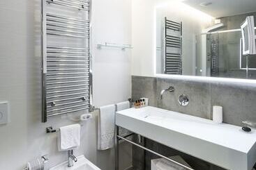 هتل Bellini Relais