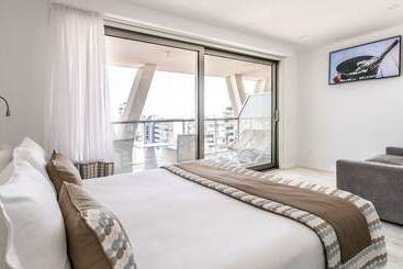هتل Bellini Relais