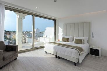 هتل Bellini Relais