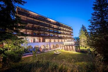 Blatter S Arosa Hotel & Bella Vista Spa