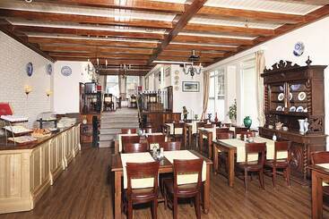 فندق Cafe Restaurant Duinzicht