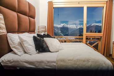 هتل Crans Luxury Lodges