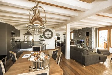 هتل Crans Luxury Lodges