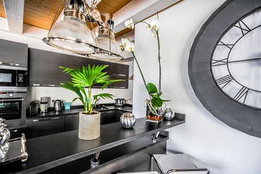 هتل Crans Luxury Lodges