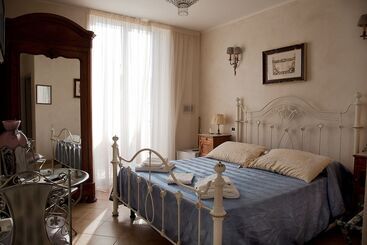 هتل La Petite Maison