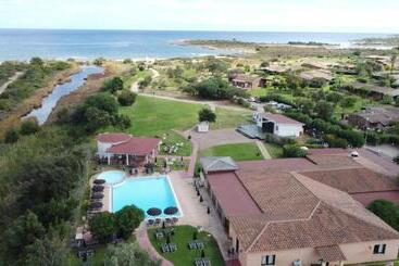 هتل Li Suari Club Village