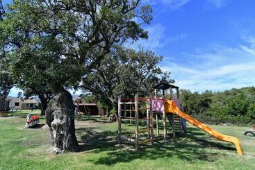酒店 Li Suari Club Village