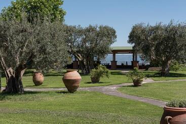 هتل Locanda Poggioleone