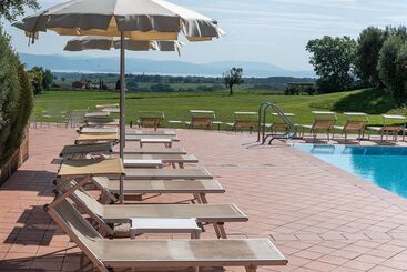 هتل Locanda Poggioleone