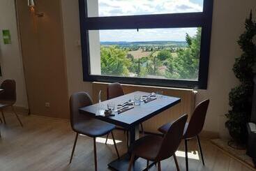 هتل Logis Hôtel La Bastide Des Oliviers