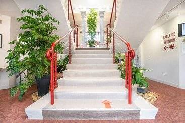 هتل Logis Hôtel Le Rialto