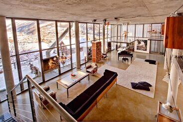 هتل Mountain Exposure Luxury Chalets & Penthouses & Apartments