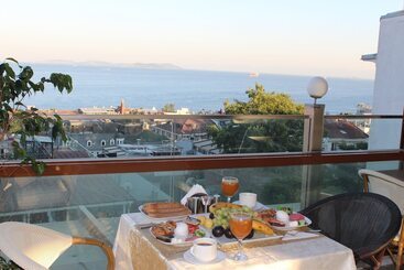 Nayla Palace Hotel Special Category